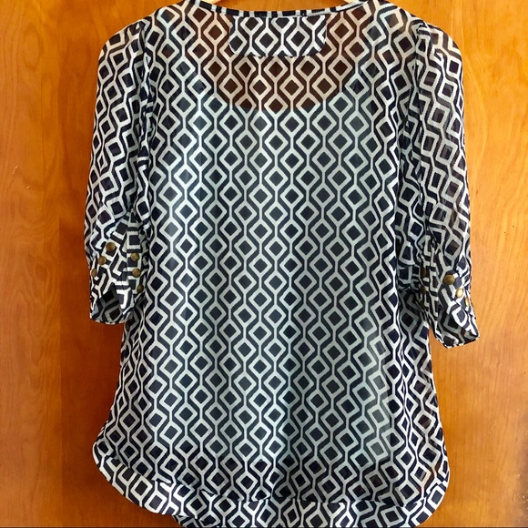 41 Hawthorn | Sheer Blue 3/4 Sleeve Top with Tank - Picture 6 of 8